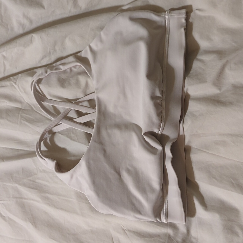 Lululemon Energy Bra Medium Support, B–D Cups - Picture 4 of 6
